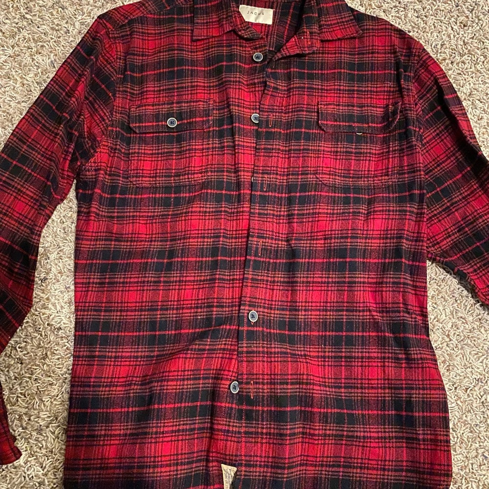Jach’s flannel long sleeved shirt in size medium. Like new condition